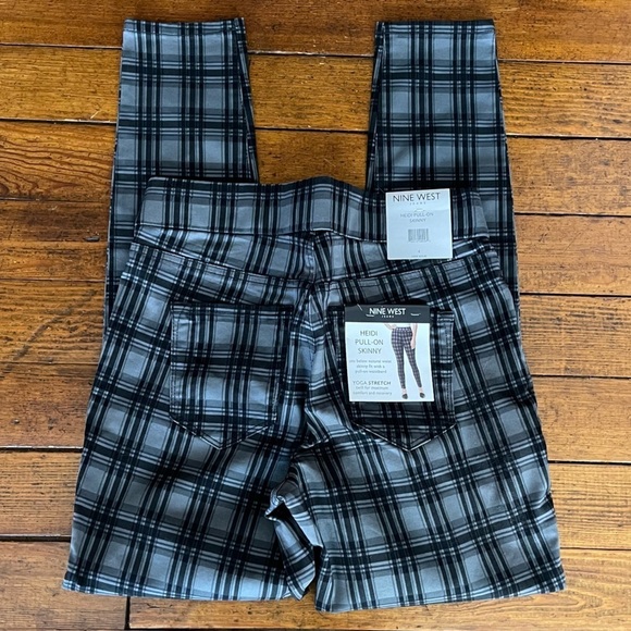 Nine West Skinny Jeans 4 - Picture 2 of 4